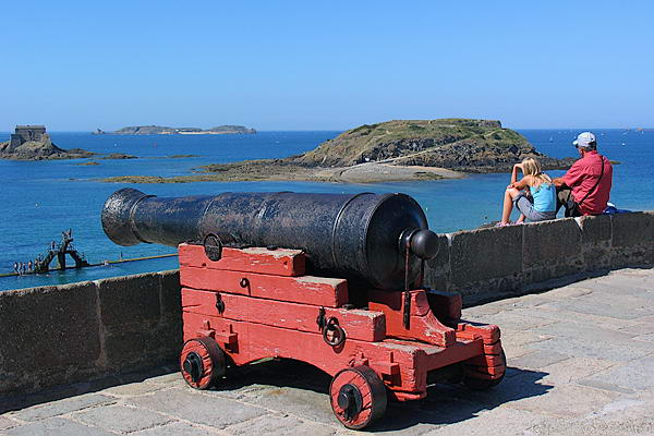 Les remparts � Ville de Saint-Malo - Service Communication - Photos Renaud Gasnier