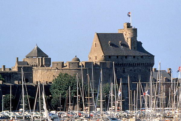 Les remparts � Ville de Saint-Malo - Service Communication - Photos  Philippe Pawlaczyk